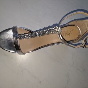 Jewel by Badgley Mischka, Elegant silver sandal